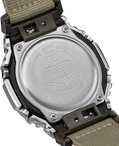 Часы CASIO G-SHOCK GM-2100C-5AER